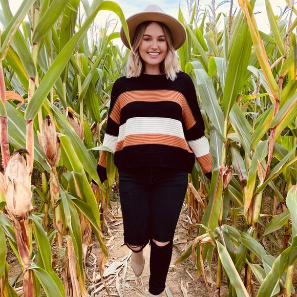 💜 posh ambassador 💜 - Picture 3 of 5